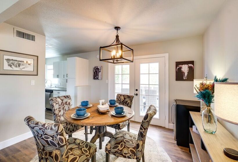 Community Perks & Patio: Sun Lakes Home!