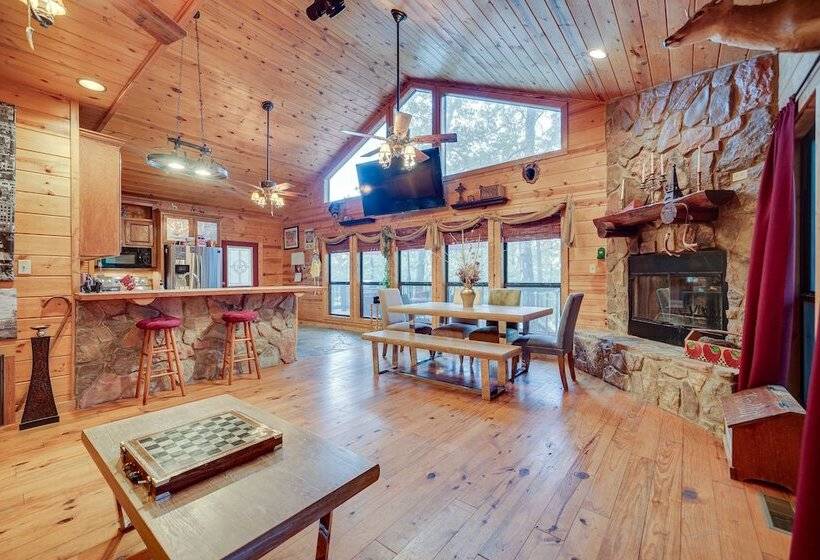 Fort Towson Cabin < 1 Block To Raymond Gary Lake