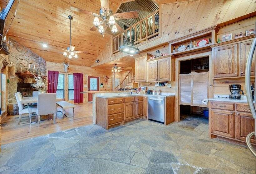 Fort Towson Cabin < 1 Block To Raymond Gary Lake