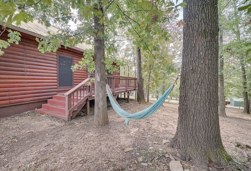 Fort Towson Cabin < 1 Block To Raymond Gary Lake