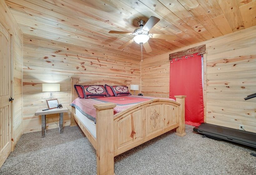 Fort Towson Cabin < 1 Block To Raymond Gary Lake