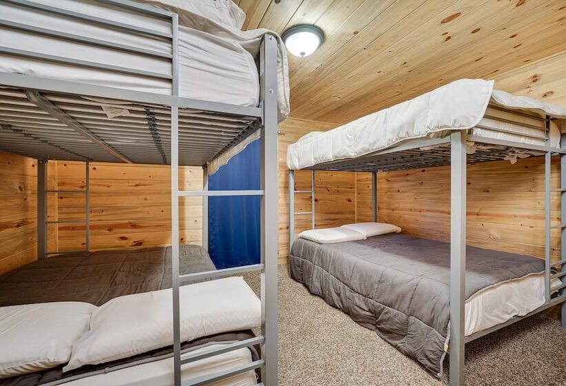 Fort Towson Cabin < 1 Block To Raymond Gary Lake