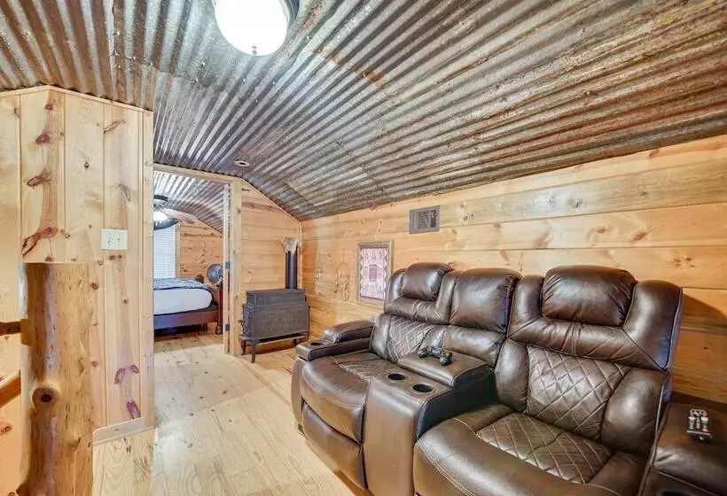 Fort Towson Cabin < 1 Block To Raymond Gary Lake