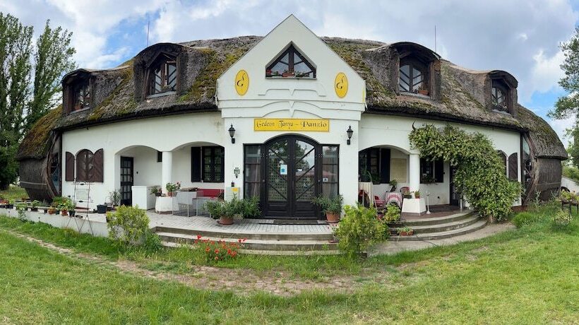 Gedeon Tanya Panzió