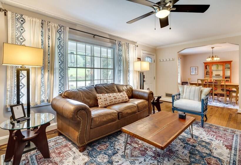 Hendersonville Haven W/ Fire Pit, Grill, Deck!