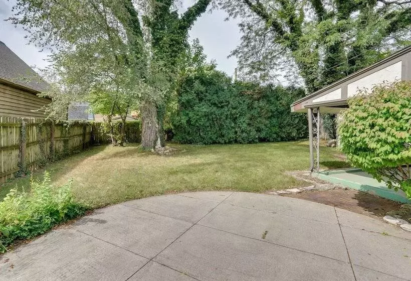 Historic Auburn Home W/ Theater & Yard!