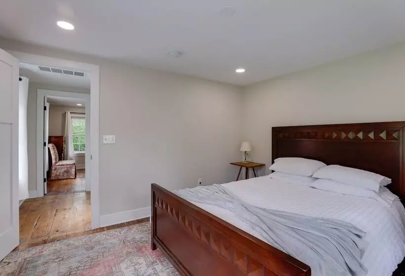 Historic Erwinna Vacation Home Near Delaware River