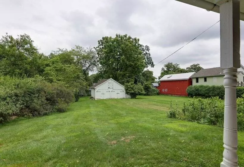 Historic Erwinna Vacation Home Near Delaware River