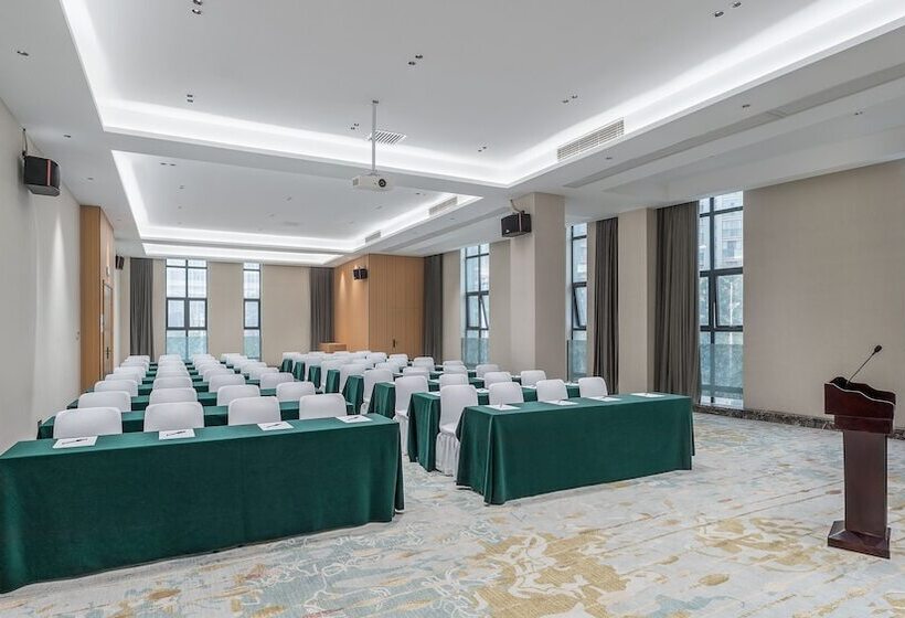 Hotel Holiday Inn Express Huangshi Cihu Lake, An Ihg
