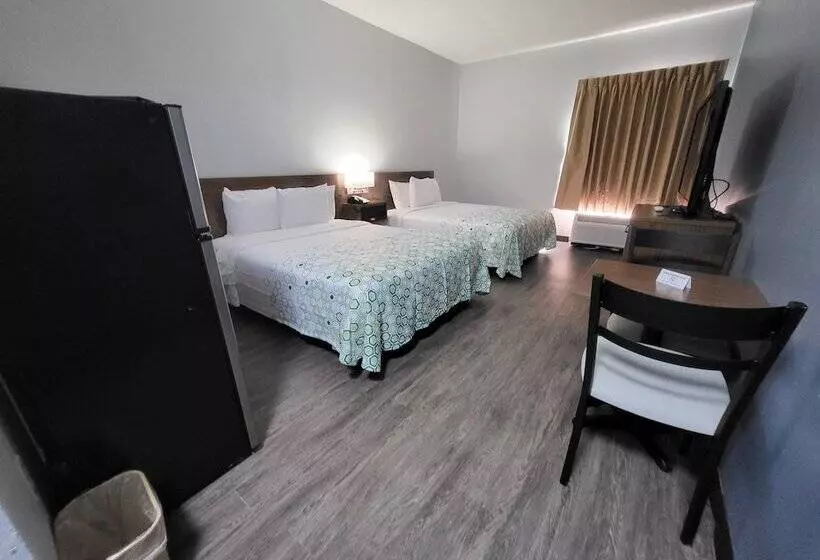 ホテル Hometowne Studios By Red Roof Prattville