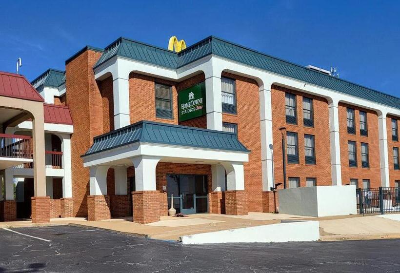 בית מלון כפרי Hometowne Studios By Red Roof Prattville