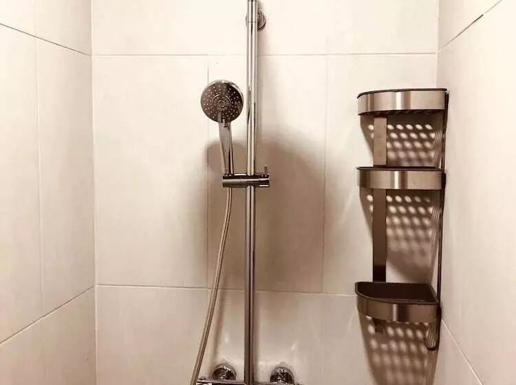 هتل Huern Kan Thong