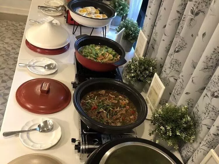 هتل Huern Kan Thong