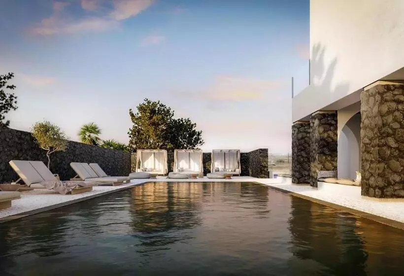 Santo Mangata Boutique Hotel And Spa