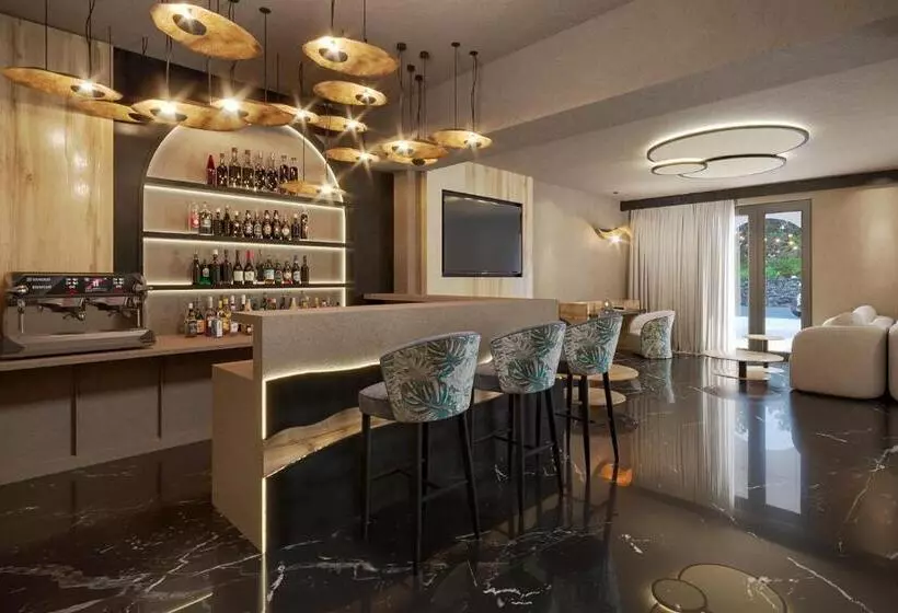 Santo Mangata Boutique Hotel And Spa