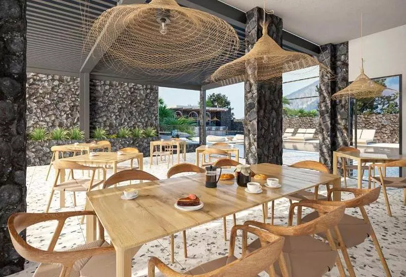 Santo Mangata Boutique Hotel And Spa
