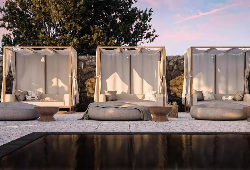 Santo Mangata Boutique Hotel And Spa