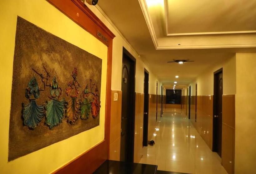 Отель Shrie Shaanth