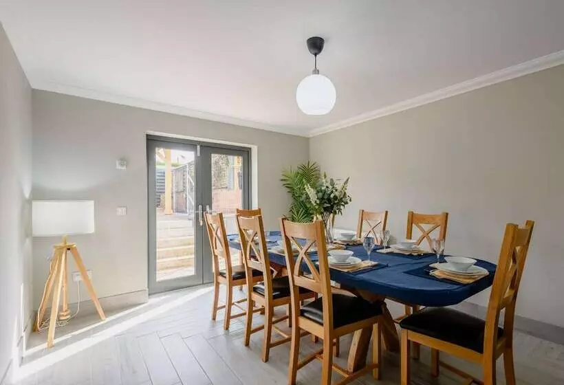 Hotelli Westertonhill Holiday Lodges