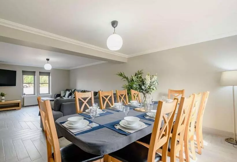 Hotelli Westertonhill Holiday Lodges