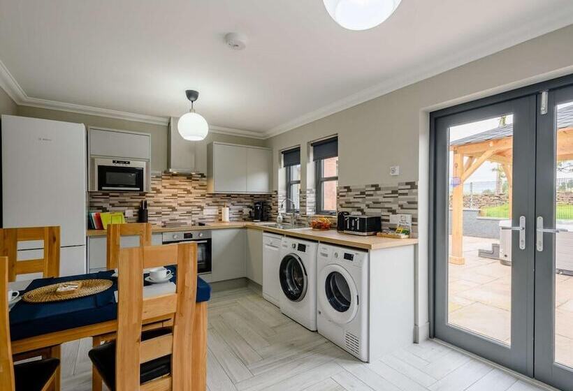 酒店 Westertonhill Holiday Lodges