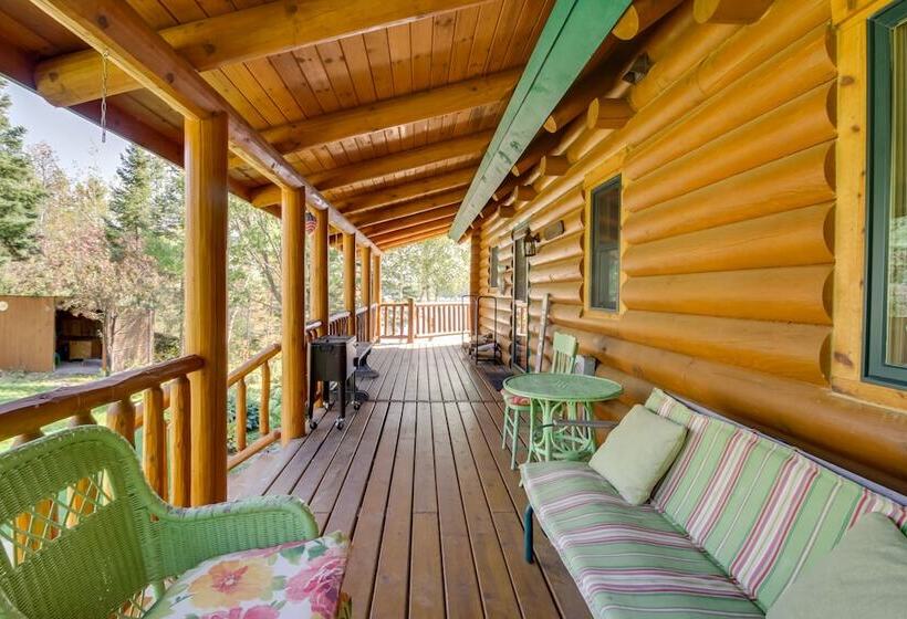 Lake Vermilion Cabin W/ Private Dock + Fire Pit!