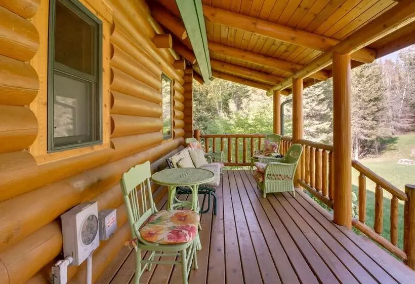 Lake Vermilion Cabin W/ Private Dock + Fire Pit!