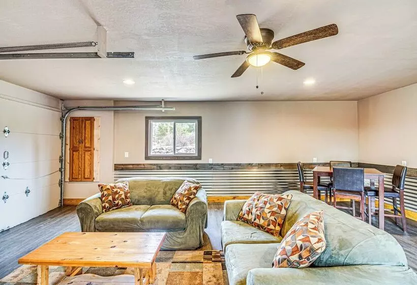 Lake Vermilion Cabin W/ Private Dock + Fire Pit!