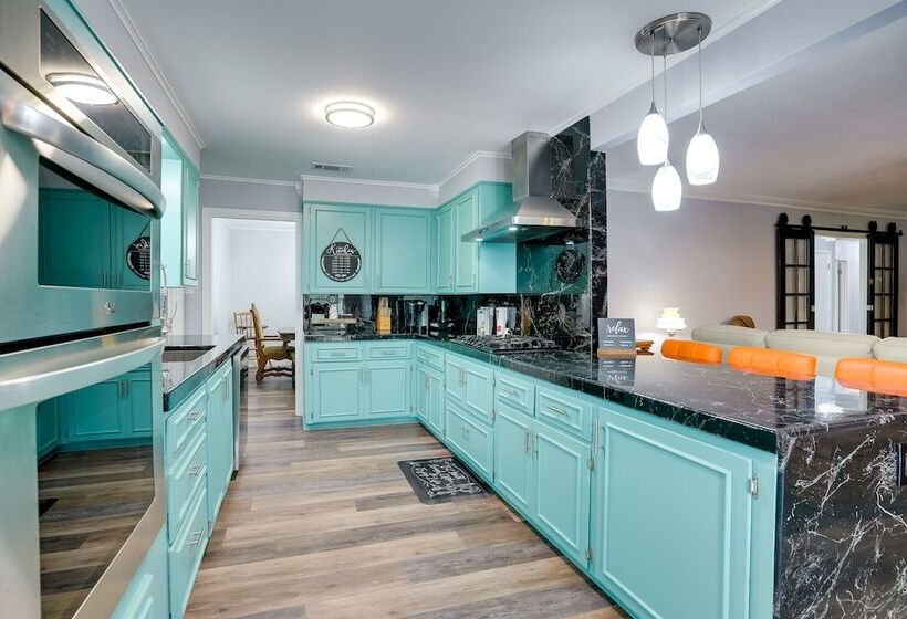 Lakefront Retreat In Jefferson W/ Screened Porch!