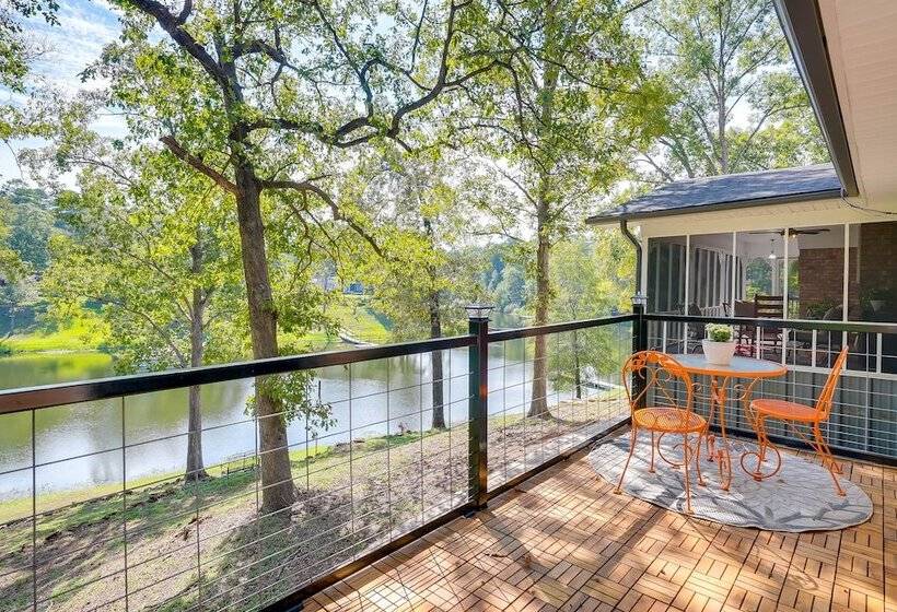Lakefront Retreat In Jefferson W/ Screened Porch!