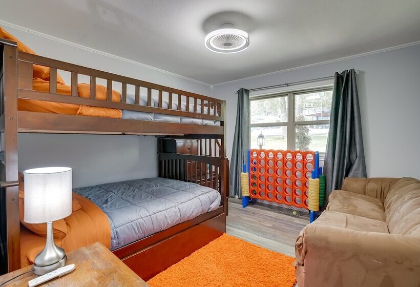 Lakefront Retreat In Jefferson W/ Screened Porch!