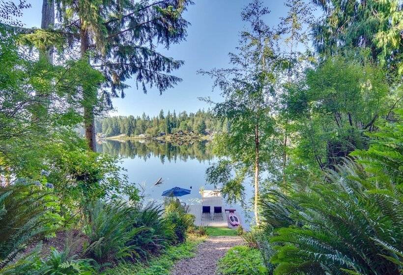 Lakefront Snohomish Cottage W/ Private Dock!
