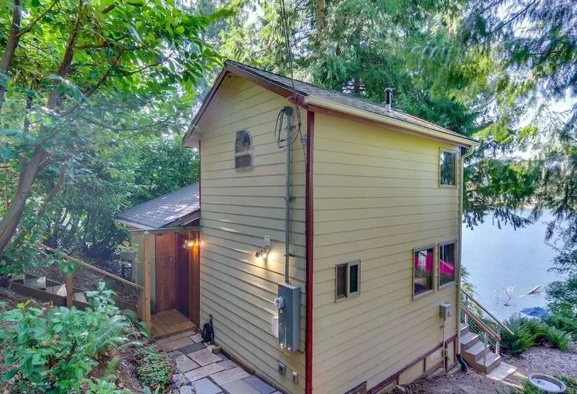 Lakefront Snohomish Cottage W/ Private Dock!