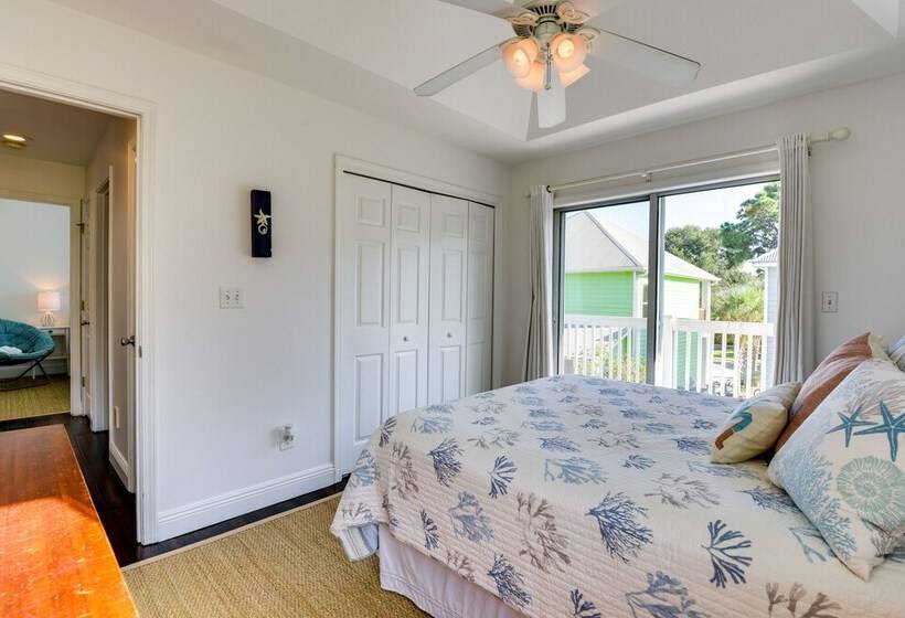 Lemoncello Cottage: Walk To Blue Mountain Beach!