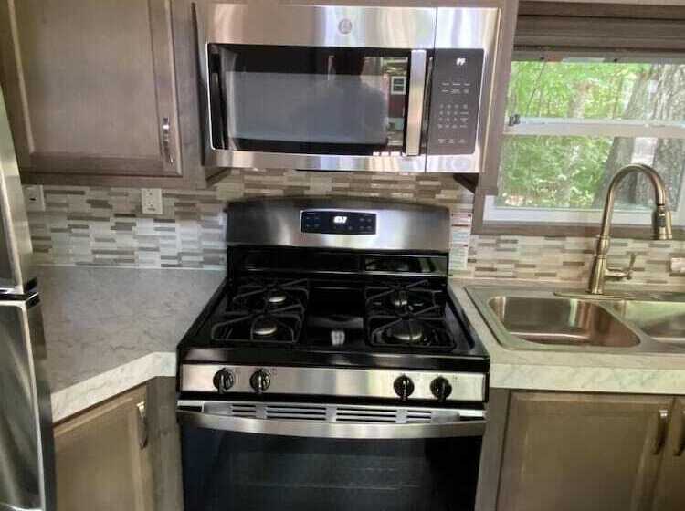 Lincolnwood Tiny House 12