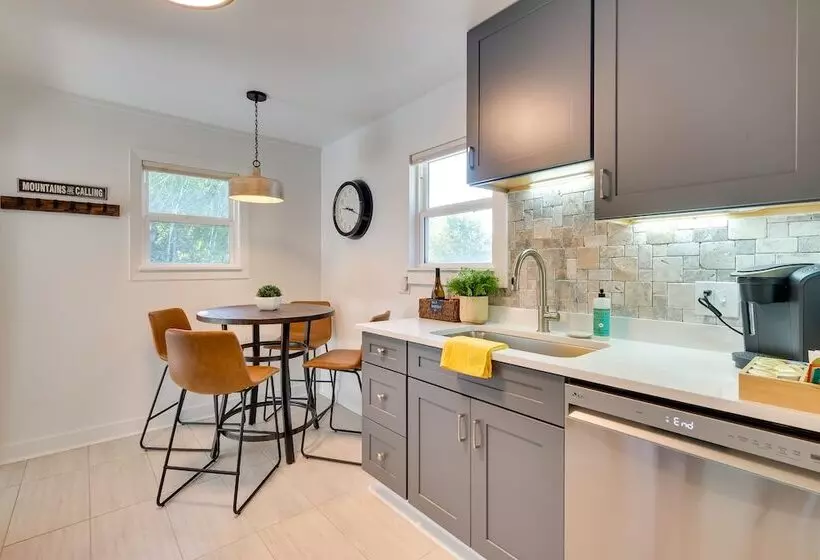 Loveland Retreat W/ Bicycles, Deck & Fire Pit!