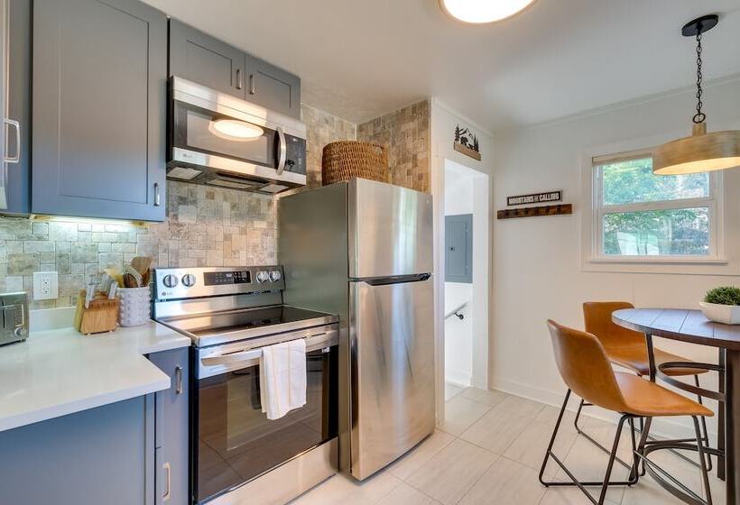 Loveland Retreat W/ Bicycles, Deck & Fire Pit!