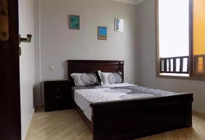 Retkeilymaja Petit Surfer