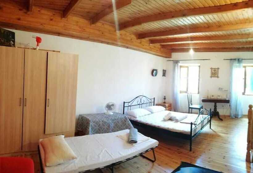 레지던스 2 Floors House In Sinarades Near Beach