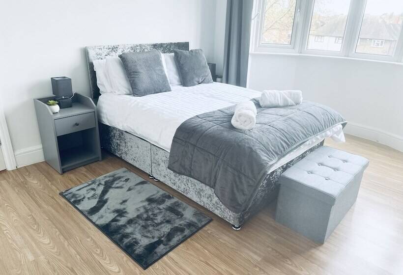 레지던스 Impeccable 3 Bed House In Nottingham Central