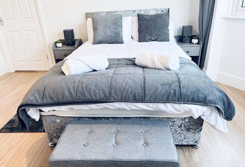 레지던스 Impeccable 3 Bed House In Nottingham Central