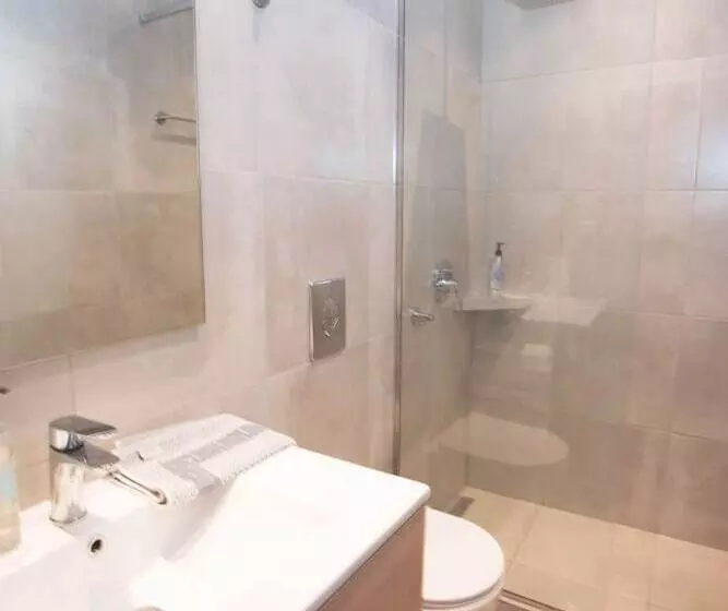 Saltriver Rooms