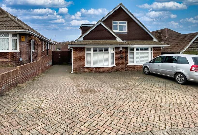 St Helens Studio Free Parking By My Getaways