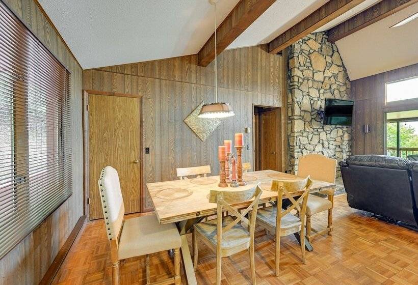 Stunning Franklin Cabin W/ Deck & Mountain Views