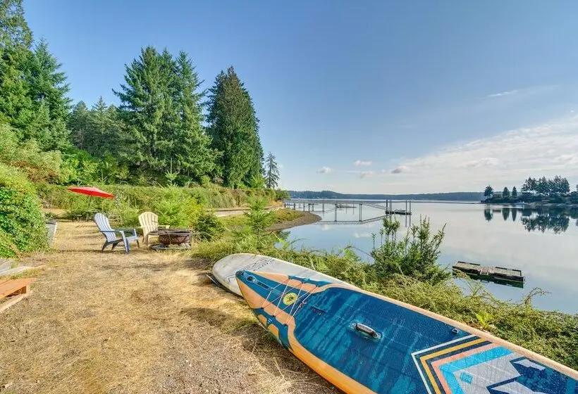 Waterfront Allyn Retreat W/ Guest House & Beach!