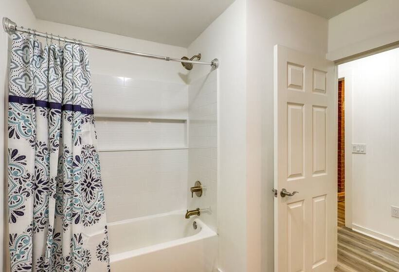 Weaverville Retreat W/ Private Hiking Trail!