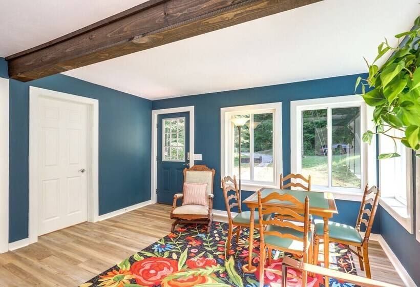 Weaverville Retreat W/ Private Hiking Trail!