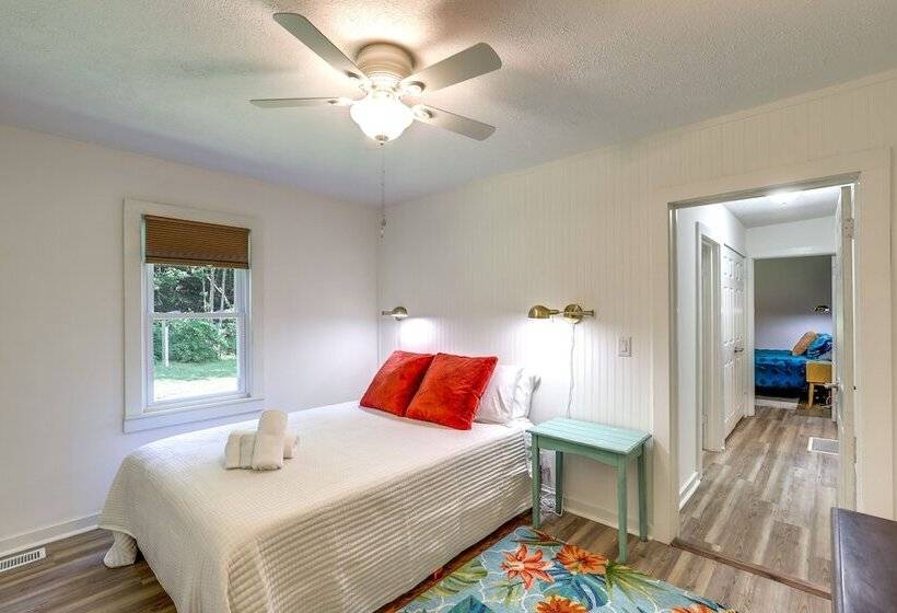 Weaverville Retreat W/ Private Hiking Trail!