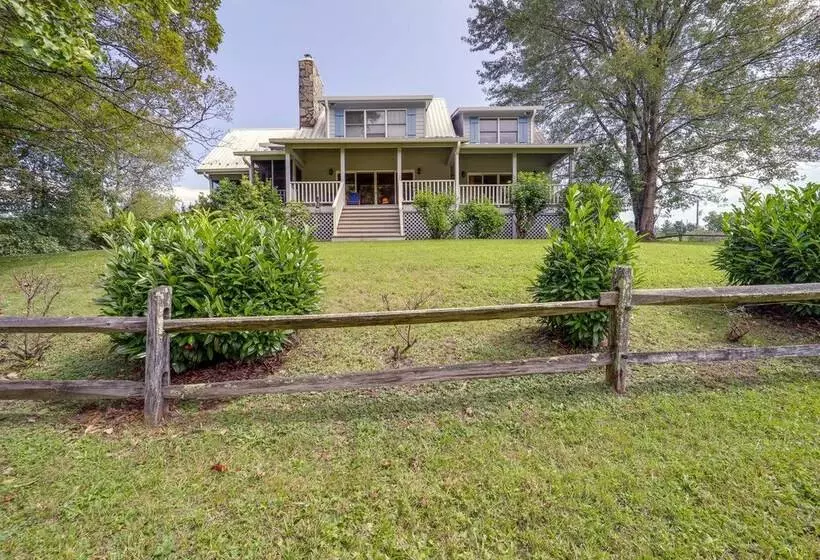 West Jefferson Riverfront Retreat W/ 2 Porches!