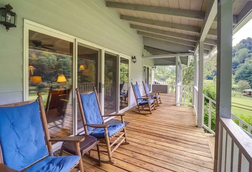 West Jefferson Riverfront Retreat W/ 2 Porches!